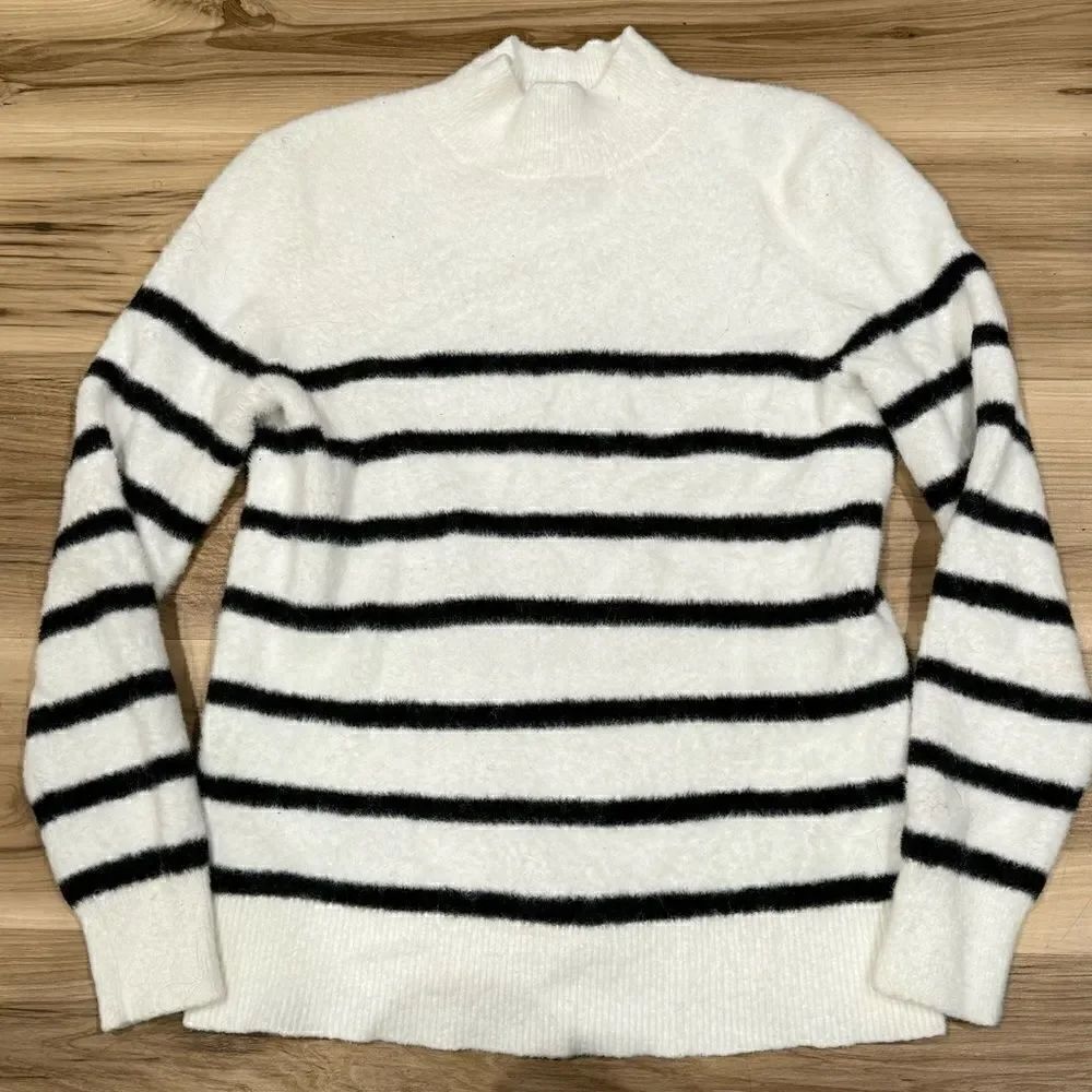 Bailey/44 Revolve White Black Soft Fuzzy Mock Neck Sweater Women’s XS
